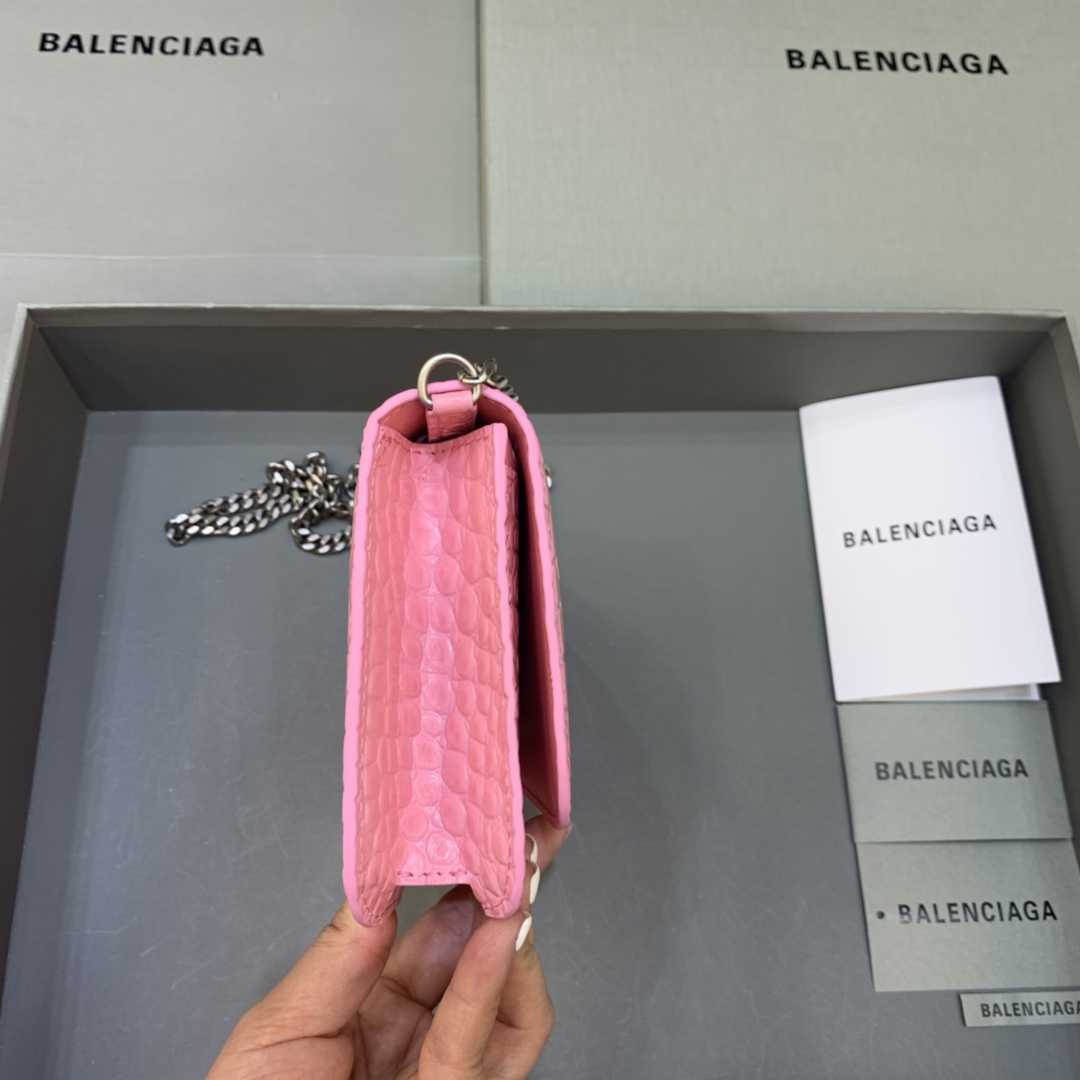 Balenciaga Small Woc Wallet With Chain Crocodile Embossed Shoulder Bag Pink